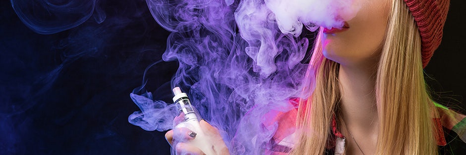 How Vapers Can Improve their Oral Health